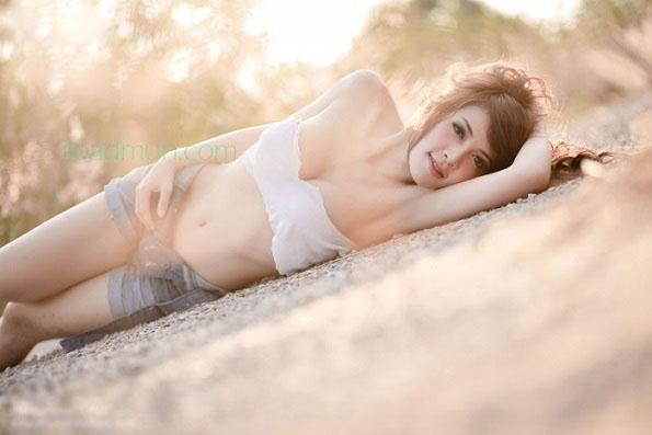 Ôi 2 bầu vú của em sao nó đẹp vậy