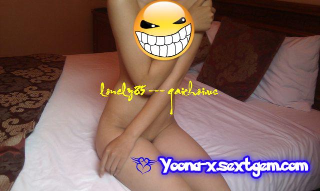 Em sinh viên làm thêm giờ