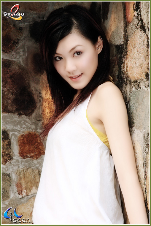 Nhìn chỉ muốn địt