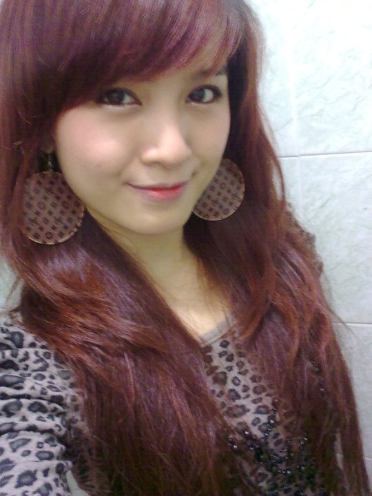 Bé Quỳnh Móm rất chi là xinh