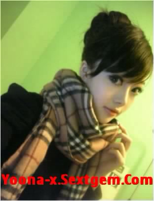 Hot girl Trung Quốc đẹp như búp bê