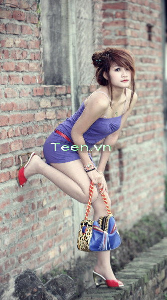 Hot Girl Vân Navy