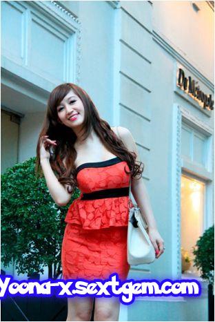 Duy Khoa khoe bạn gái xinh như búp bê