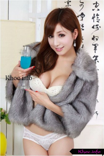 Em xinh nóng bỏng cùng nội y